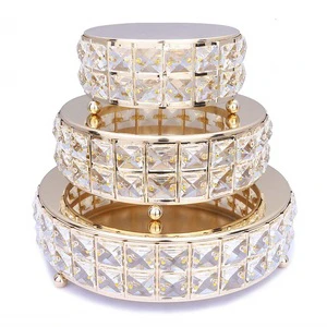Party and Wedding Supplies Cake Stands With Crystal Diamond Gold Finishing Round Shaped Party Decorative Cake Stands Set of 3