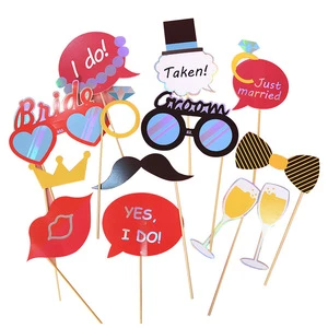 Huaming Wholesale DIY Party Masquerade Mask Children Birthday Festival Photo Props Handheld Mask Cosplay Halloween Party Mask