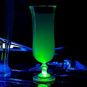 Plastic Light up Hurricane Drinking Party Glasses with Different Color
