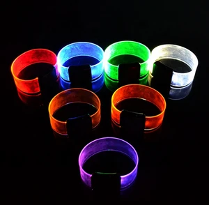 Smart Zx Portable LED Luminous Magnetic Bracelets Plastic Digital Printing Party Concert Decorations Promotional Supplies