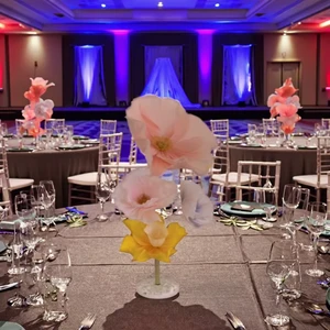 Vv397 New Design Flower Decoration Wedding Centerpieces Decor Giant Flowers Silk Organza Art Installation Wedding Table Decor