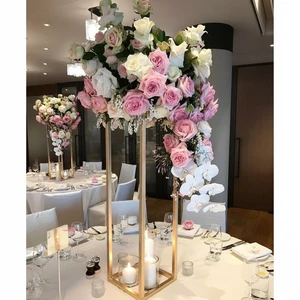 Best-selling floral support iron wedding centerpiece for luxurious reception banquet table decor with vintage-inspired artistry