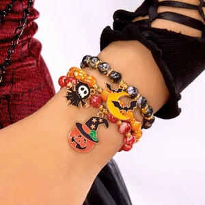 Handmade Halloween Beaded Pumpkin Skull Bracelets for Men Women Kids Black Orange Beads Spider Bat Charm Halloween Bracelet Gift