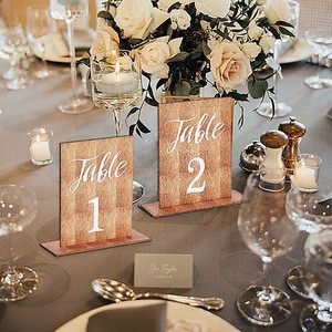 Hot Selling Vintage Professional Nordic Wedding Party Table Seating Card Wooden Creative Numbered Table Nameplate Decorative