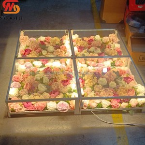 Wedding Decoration Party Dance Floor Stage Square Tempered Glass Stage Platform Led Transparent Plexiglass Stage with Flowers