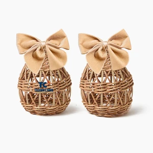 Cute Design Rattan Woven Egg with Green Saddlestitch Bows Rattan Egg Decoration for Easter Holiday