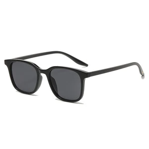 2025 Women's Summer Square Gold Frame Sunglasses PC Full Frames Light Weight Polarized Lenses
