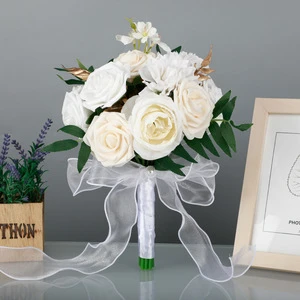 New Wedding Supplies Western Style Wedding Bridesmaid Holding Flowers Outdoor Photography Props