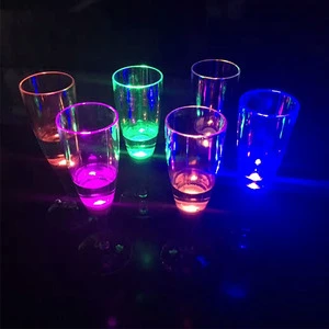 Party Decoration a Set of Six Led Light up champagne Glass for Party Supplies