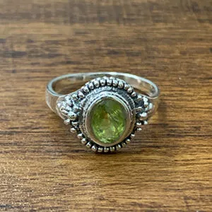 Peridot Gemstone 3.1 Grams Statement Ring 925 Silver Everyday Wear Jewelry Wholesale Bulk Supply JAIPUR SILVER