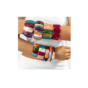 Handmade Resin Charm Bracelet Vibrant Artistic Detailing Vintage Style Women's Premium Wrist Accessory for Casual Party Wear