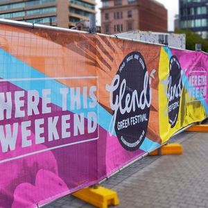 Custom Full Color Printed Portable Waterproof Durable Vinyl Banner Signs for Events and Advertising Displays