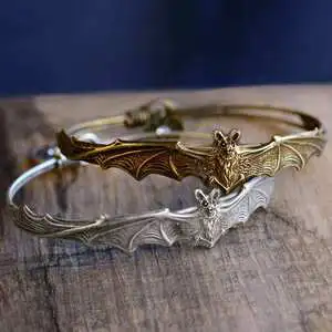 Custom Gothic Bat Bracelet for Men Stainless Steel Halloween Theme Jewelry European Style Adjustable Chain Dark Fashion Gift