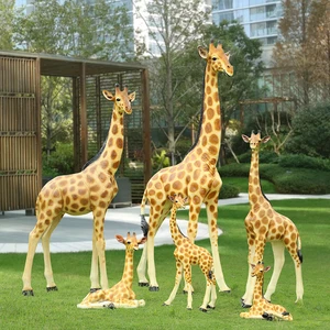 Fiberglass Big Giraffe Party Props Customized Giraffe Animal Props Safari Giraffe Backdrop Decor For Wedding Photographic Studio