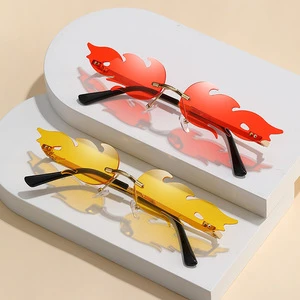 2025 New Cross-Border Flame UV400 Sunglasses Personality Fashion Trend Feather Fashion Metal Outdoor Party Glasses