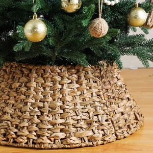 Large Christmas Tree Skirt Decoration Christmas Tree Basket for Holiday Stable Water Hyacinth Christmas Tree Stand