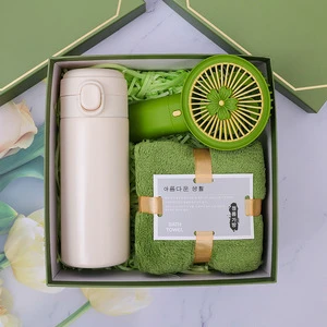 Hot Selling Women's Birthday Party Favor Gift Sets Cup Towel Mini Fan Souvenirs Festive 'Thank You' Gifts for Guests