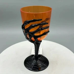BSCI Certified Factory Directly Sale Claw Goblet Plastic Cups Halloween for Party Supplies
