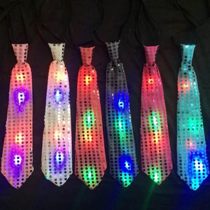 促销酒吧俱乐部用品 活动礼品 夜光亮片闪光领结 LED领带 俱乐部单身派对配件