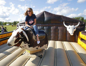 Hot Sale Commercial Rental PVC Outdoor Party Supplies Games Machine Inflatable Mechanical Rodeo Ride Bull