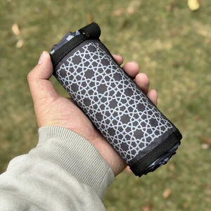 Factory Wholesale Custom Logo Printed Outdoor Waterproof Mat Foldable Camping Travel Picnic Pocket Muslim Prayer Rug Blanket