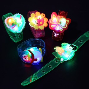 Hot Sale Neon Party Favors Light up Bracelets for Kids Toys Flashing LED Games Toys Glow in the Dark Glowing Party Supplies