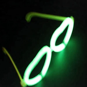 Party Favors Heart Glow Glasses