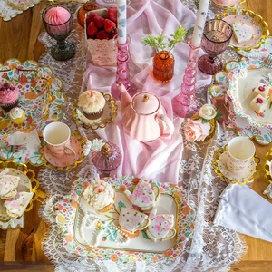 Customized Party Tableware Table Decorations Disposable Tableware for Party Supplies Customized Paper Plates and Cups