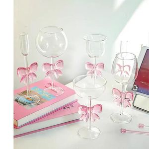 Wholesale Customized Nordic Design Handblown 3D Pink Butterfly For Wine Sustainable 200ml For Wedding Banquets Parties
