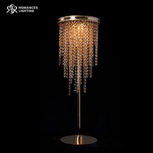 Hot Selling Luxury Design Metal and Acrylic Hanging Chain Tassels Floor Lamp Flower Stand Wedding Party Table Decoration