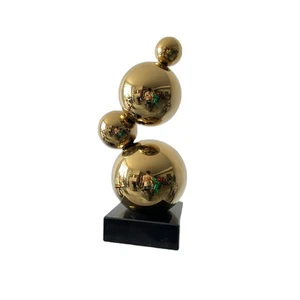 Customized Modern Outdoor Metal Mirror Balls Arts Sculpture With Gold-Plated Finish And OEM/ODM Service For Home Decoration Gift