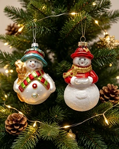 Painted Glass Handmade Modern Snowman Christmas Ornaments High Quality Red Green Scarf Hanging Decor Xmas Tree Decoration