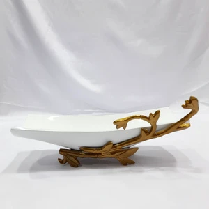 Direct Factory Supply High Grade Gold Plated Top Quality Metal Unique Stylish Leafy Designer Wedding Table Decorative