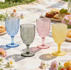 Personalized Vintage Glass Goblets Embossed Debossed Flower Wedding Design Minimalist Style Wine and Water Cup Exclusive Patent