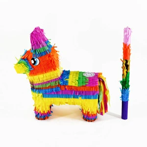Retail Manufacturer Free Sample Biodegradable Christmas Gifts for Kids Party Favors Pinatas