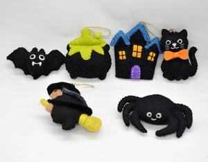 Handmade Felt Halloween Ornaments Set Bat Witch Cauldron Haunted House Cat Spider Decorations for Party Home Decor