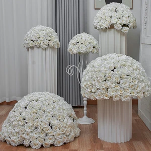 New High Quality Durable Large-Sized Luxury Silk Diamond Rose Flower Ball Wedding Table Decoration Artificial Flower Stand for