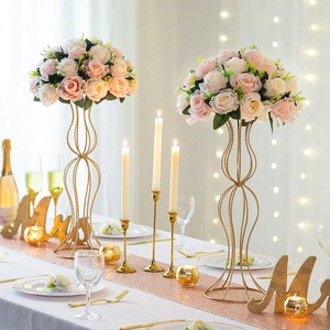 European Luxury Gold Iron Art Flower Stand Wedding Table Centerpieces & Party Decoration Flower Rack With Elegant Twist Design