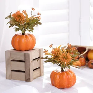 Wholesale Faux Pumpkin for Halloween Thanksgiving and Valentine's Day Decorative Table Dining Room Decoration