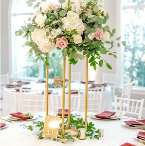 Artistic Gold Wrought Iron Wedding Centerpiece Stand with Delicate Floral Details and Versatile Design for Table Decorations