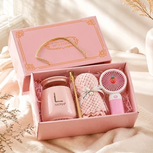 Business Gift Box Set Spa Care Package Cup Gift Hamper With Ceramic Mug Soft Towel Handy Fan For Women Event Favors And PR Gifts