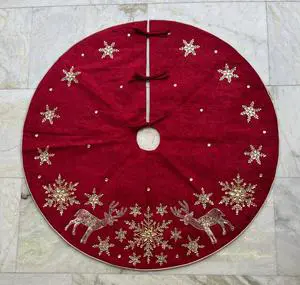 Elegant Christmas Tree Stand and Accessories with Premium Finishing Touches and Luxury Design for High End Holiday Decoration