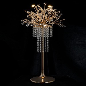High-quality Wedding Center Props Ornaments Series Road Lead Stage Crystal Decoration T-stage Layout Luminous Ornaments Lighting