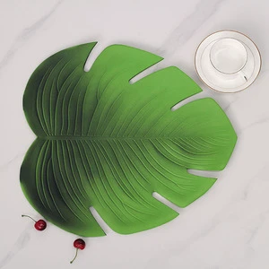 Factory Wholesale Artificial Green Palm Eva Leaf Shape Table Placemat For Party Decorations Heat Resistance Place Mat