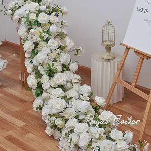 New Popular Wedding Table Centerpiece Rose Flowers Wedding Flowers Wedding Arrangement Decoration Flower Ball Table Runner