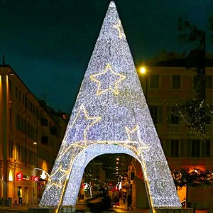 Enchanted Forest Holiday Led Christmas Tree Lights Decorations IP65 Waterproof 220V Easy Installation Outdoor Walkway