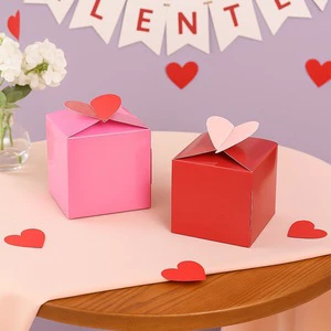 Wholesale Wedding Party Favors Heart-Shaped Clip Candy Box Square Valentine's Day Candy Gift Box Type Parties Candy Favor Box