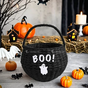 Multifunctional Eco-Friendly Water Hyacinth Candy Basket Handle Halloween Party Table Decor Wholesale Minimum 100pcs
