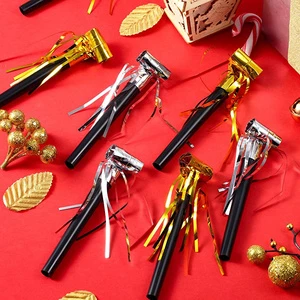 派对哨子金色和银色音乐井喷中的流苏噪音制造者新年派对生日派对婴儿淋浴派对用品