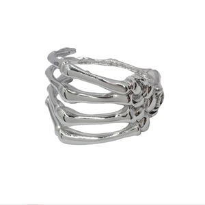 Gothic Punk Skull Skeleton Hand Bracelet for Men Women Open Articulated Claw Halloween Bracelets Bangles Party Jewelry
